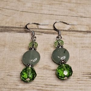 [Seattle Boutique] Green Beaded Dangle Hook Earrings